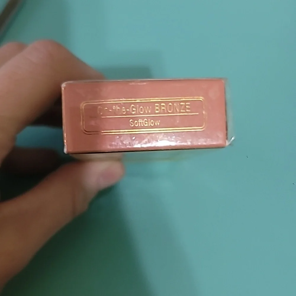 Pixi On-the-Glow Bronze Tinted Moisture Stick - Softglow By Petra